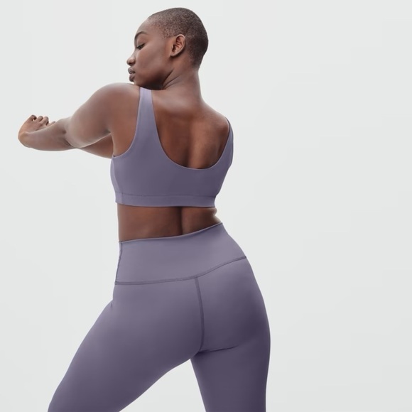 Everlane the perform bra in Dark Plum  XL NWT *Sold out online* - Picture 6 of 7